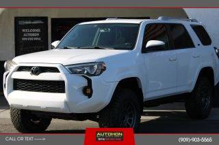 2017 Toyota 4Runner SR5 4WD photo