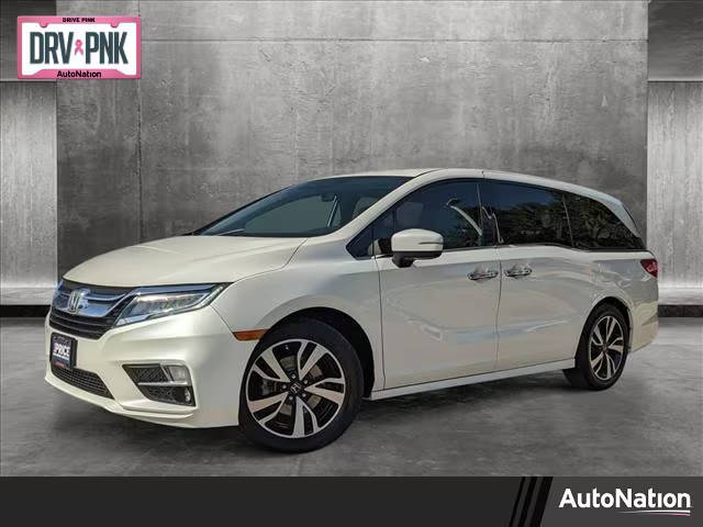 2018 Honda Odyssey Elite FWD photo