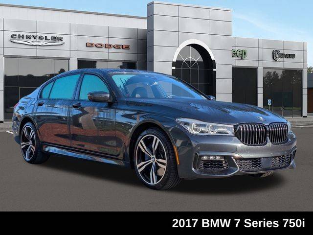 2017 BMW 7 Series 750i RWD photo