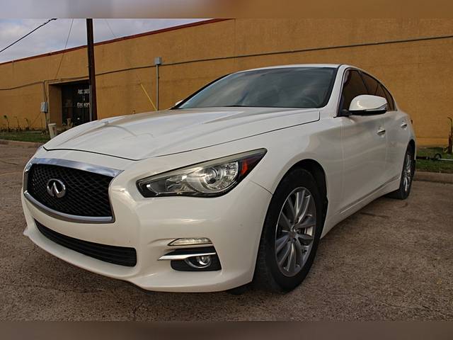 2017 Infiniti Q50 3.0t Premium RWD photo