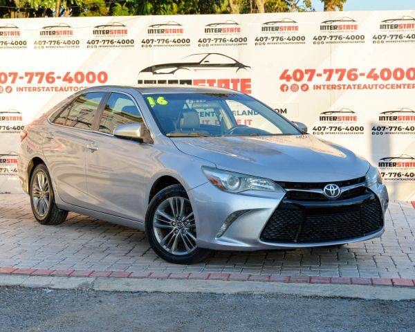 2016 Toyota Camry SE FWD photo