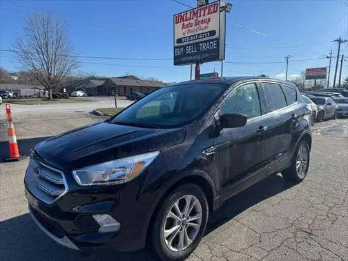 2017 Ford Escape SE FWD photo