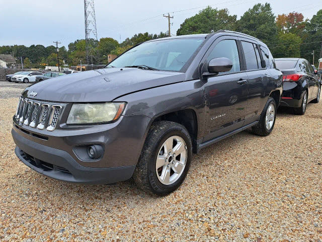 2016 Jeep Compass Latitude FWD photo