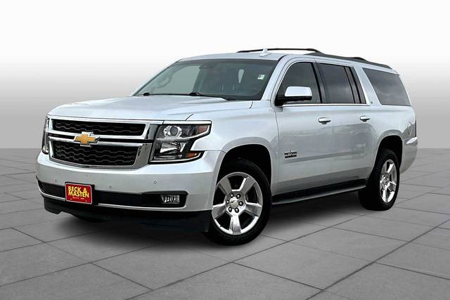 2017 Chevrolet Suburban LT RWD photo