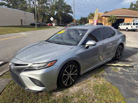 2018 Toyota Camry SE FWD photo
