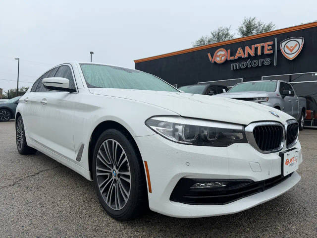 2018 BMW 5 Series 530i RWD photo