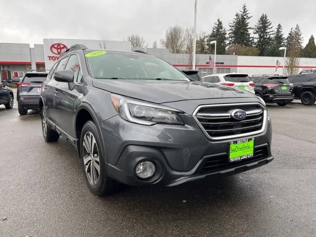 2018 Subaru Outback Limited AWD photo