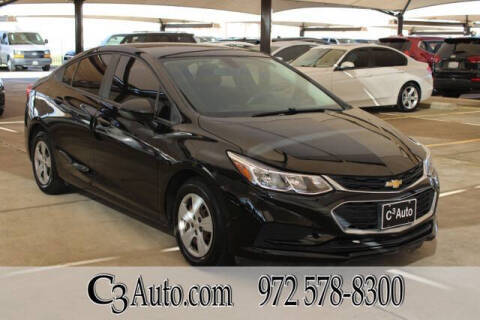 2017 Chevrolet Cruze LS FWD photo