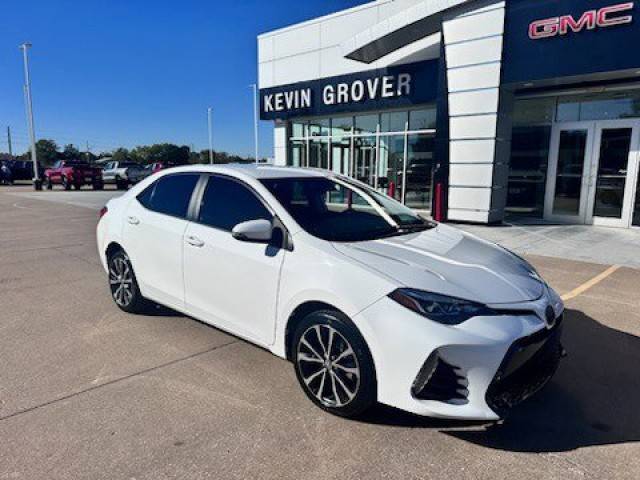 2017 Toyota Corolla SE FWD photo