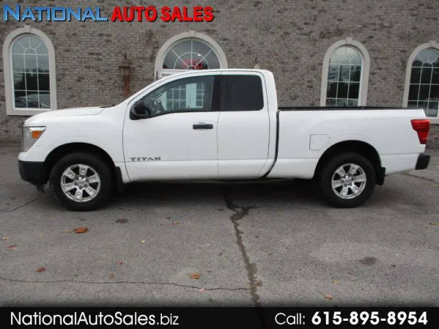 2017 Nissan Titan S 4WD photo