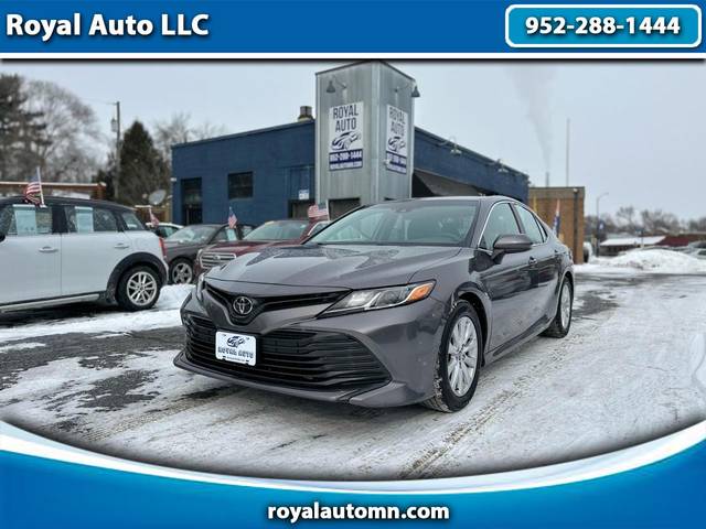 2018 Toyota Camry LE FWD photo
