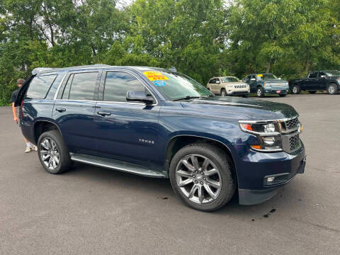 2017 Chevrolet Tahoe LT 4WD photo