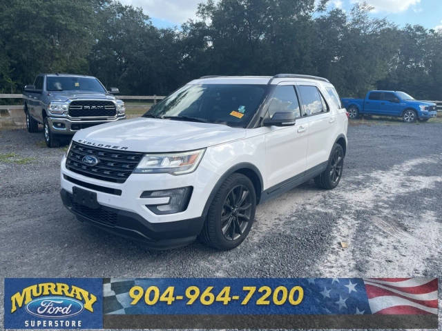 2017 Ford Explorer XLT FWD photo