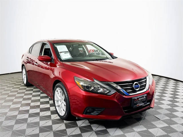 2017 Nissan Altima 2.5 SR FWD photo