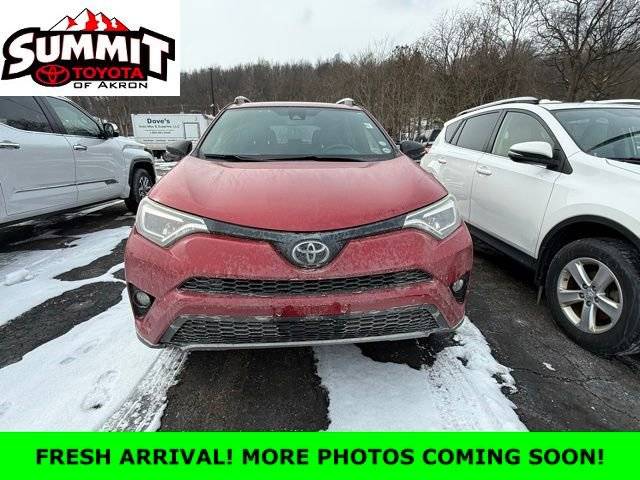 2017 Toyota RAV4 SE AWD photo