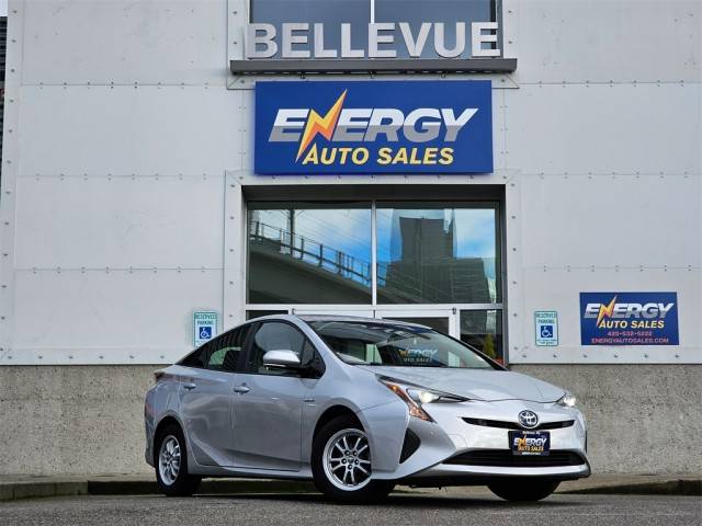 2017 Toyota Prius Four FWD photo