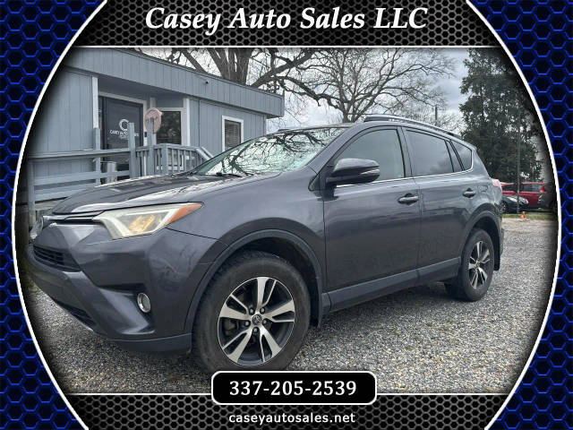 2017 Toyota RAV4 XLE FWD photo