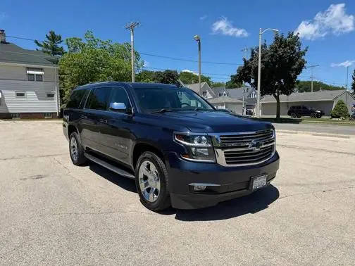 2017 Chevrolet Suburban Premier 4WD photo