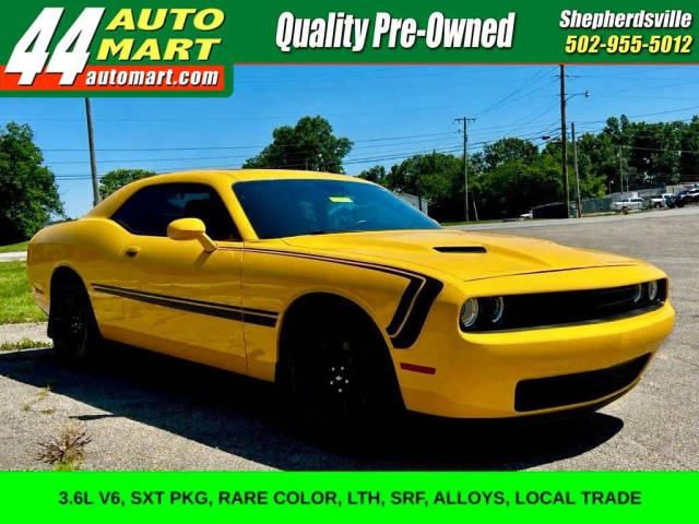 2018 Dodge Challenger SXT Plus RWD photo