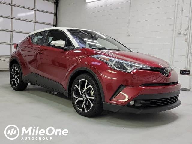 2018 Toyota C-HR XLE Premium FWD photo