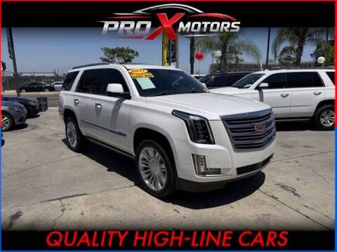 2017 Cadillac Escalade Platinum RWD photo