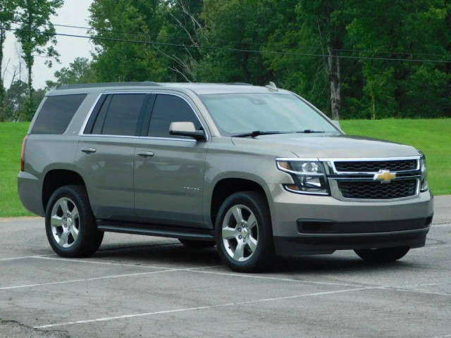 2017 Chevrolet Tahoe LT 4WD photo