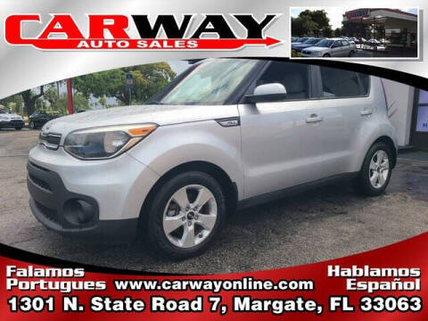 2017 Kia Soul Base FWD photo