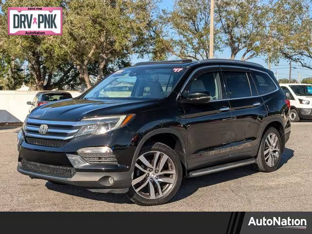 2017 Honda Pilot Elite AWD photo