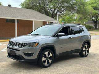 2018 Jeep Compass Latitude FWD photo