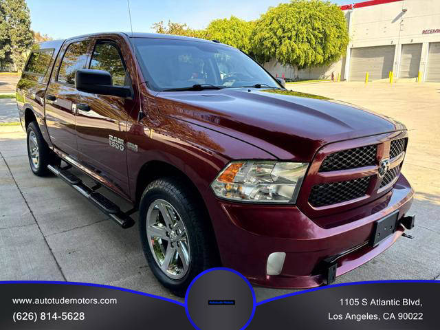 2017 Ram 1500 Express 4WD photo