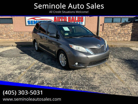 2017 Toyota Sienna XLE FWD photo