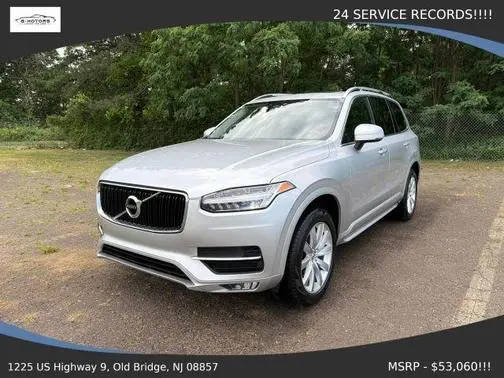 2018 Volvo XC90 Momentum AWD photo