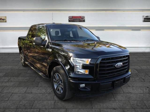 2017 Ford F-150 XLT RWD photo