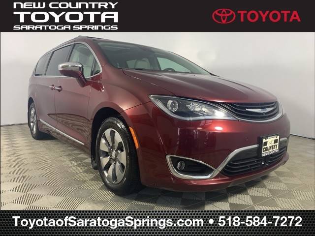 2017 Chrysler Pacifica Minivan Hybrid Platinum FWD photo