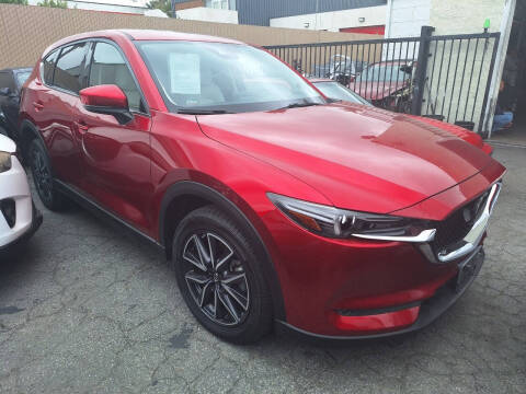 2017 Mazda CX-5 Grand Touring FWD photo