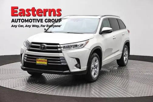 2017 Toyota Highlander Limited Platinum AWD photo