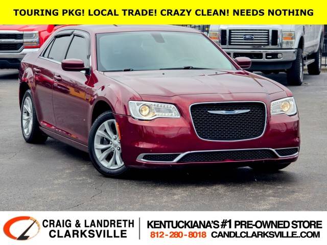 2018 Chrysler 300 Touring RWD photo