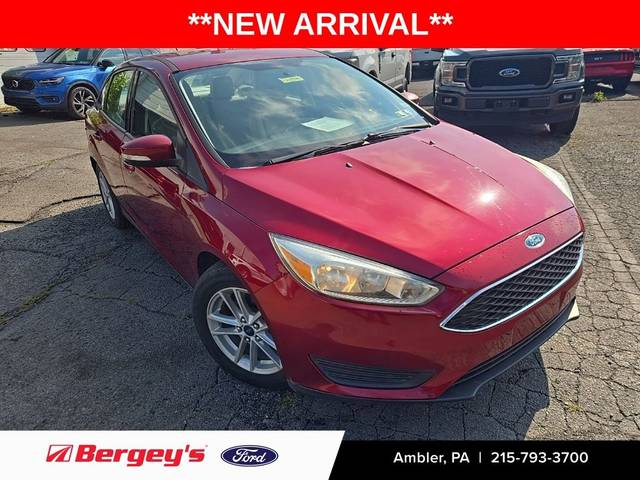 2017 Ford Focus SE FWD photo