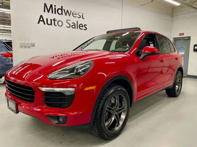 2018 Porsche Cayenne  AWD photo