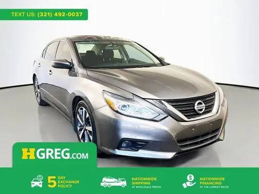 2017 Nissan Altima 2.5 SR FWD photo