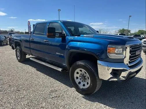 2018 GMC Sierra 3500HD 4WD photo