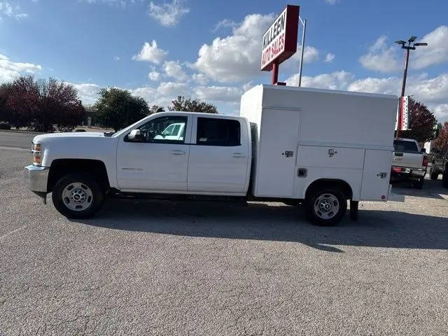 2017 Chevrolet Silverado 2500HD LT 4WD photo