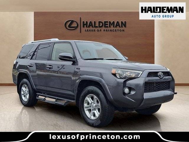 2017 Toyota 4Runner SR5 4WD photo