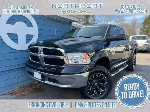 2017 Ram 1500 SLT 4WD photo