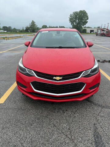 2017 Chevrolet Cruze LT FWD photo