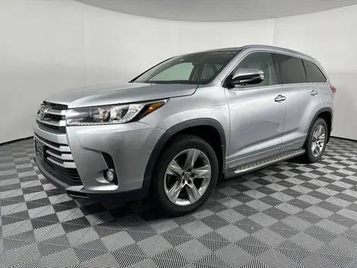 2017 Toyota Highlander Limited FWD photo