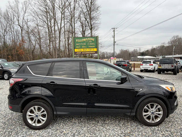 2017 Ford Escape SE FWD photo