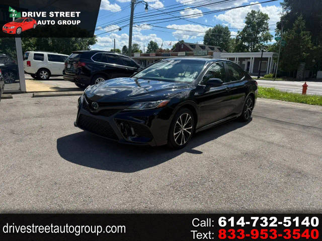 2018 Toyota Camry SE FWD photo