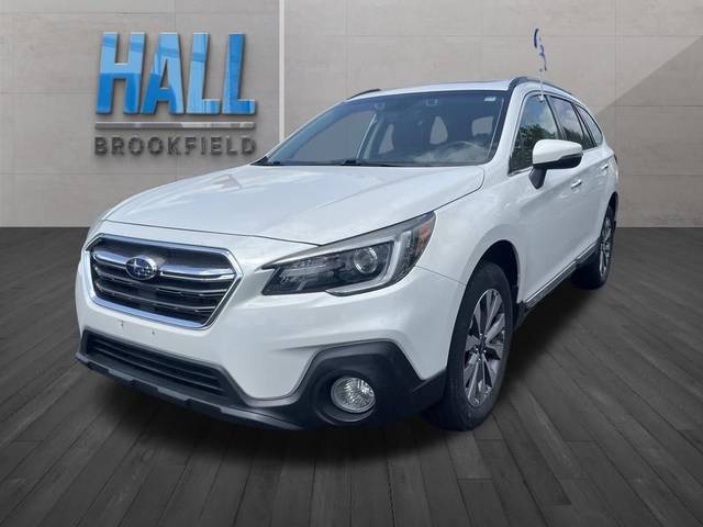 2018 Subaru Outback Touring AWD photo