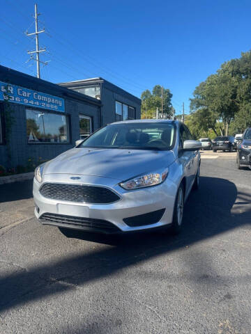 2017 Ford Focus SE FWD photo